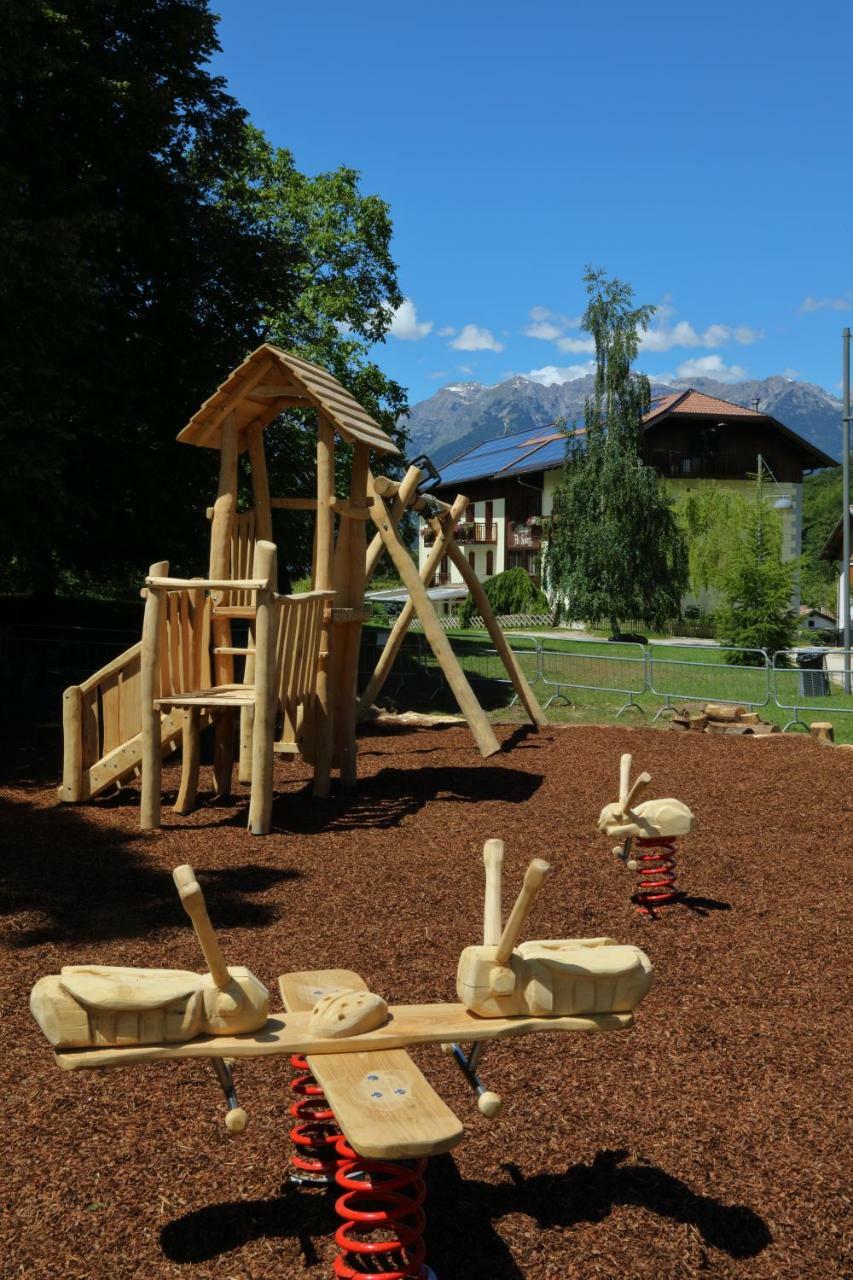 Ai Spiazzi Hotel Mezzocorona Kültér fotó