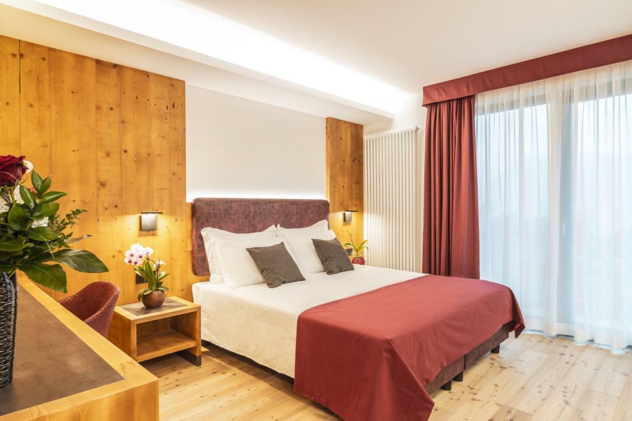 Ai Spiazzi Hotel Mezzocorona Kültér fotó