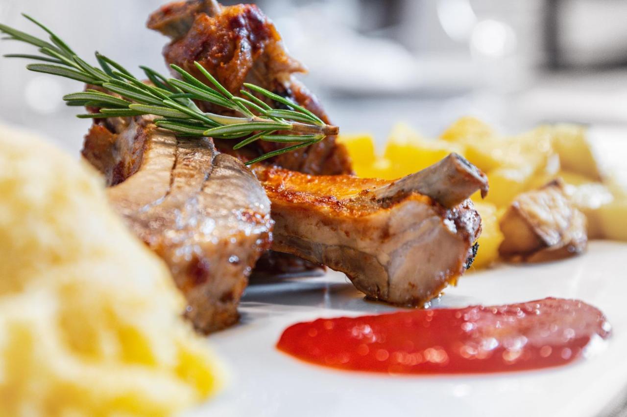 Ai Spiazzi Hotel Mezzocorona Kültér fotó